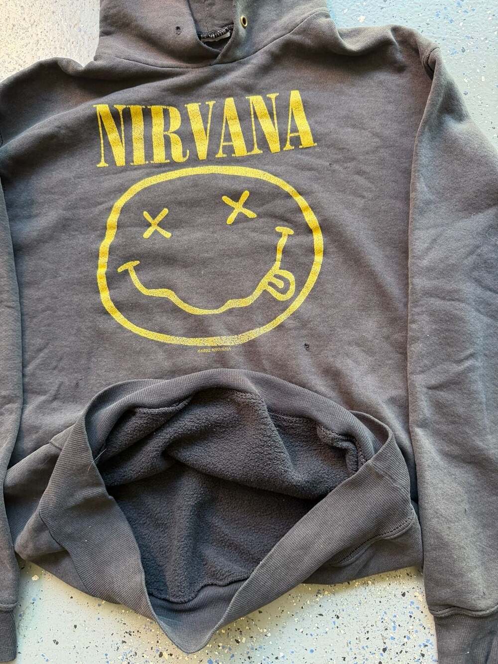Vintage 1992 Original Nirvana Smiley Face Logo Graphic Hoodie - Picture 7 of 7